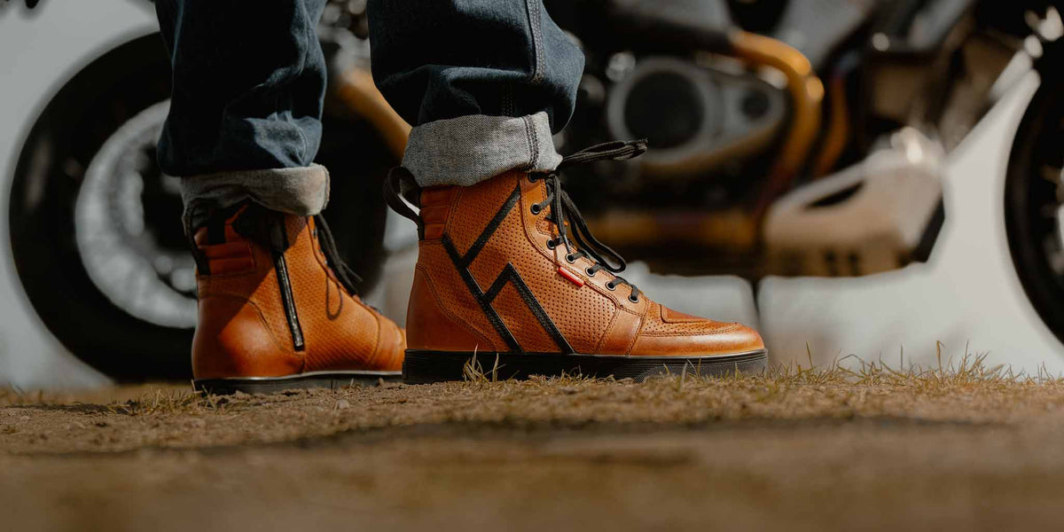 Apex Riding Shoes | Aero Perforated & Waterproof – Odin Mfg