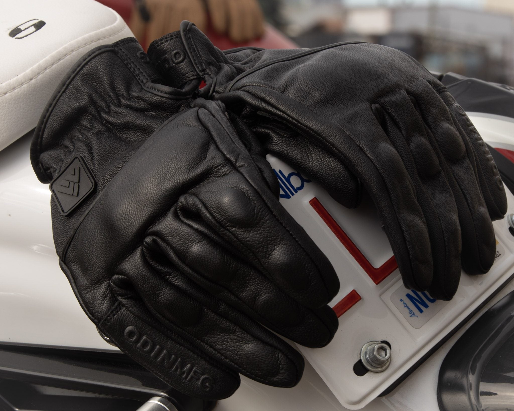ST-X CORE D3O® LEATHER GLOVES L MerlinValorLeatherD3OGloveBlac