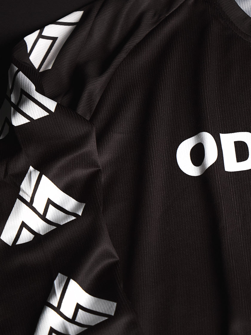ODIN MFG ダイヤモンドスリーブライディングジャージ Sleeved Riding Jersey - Odin Mfg